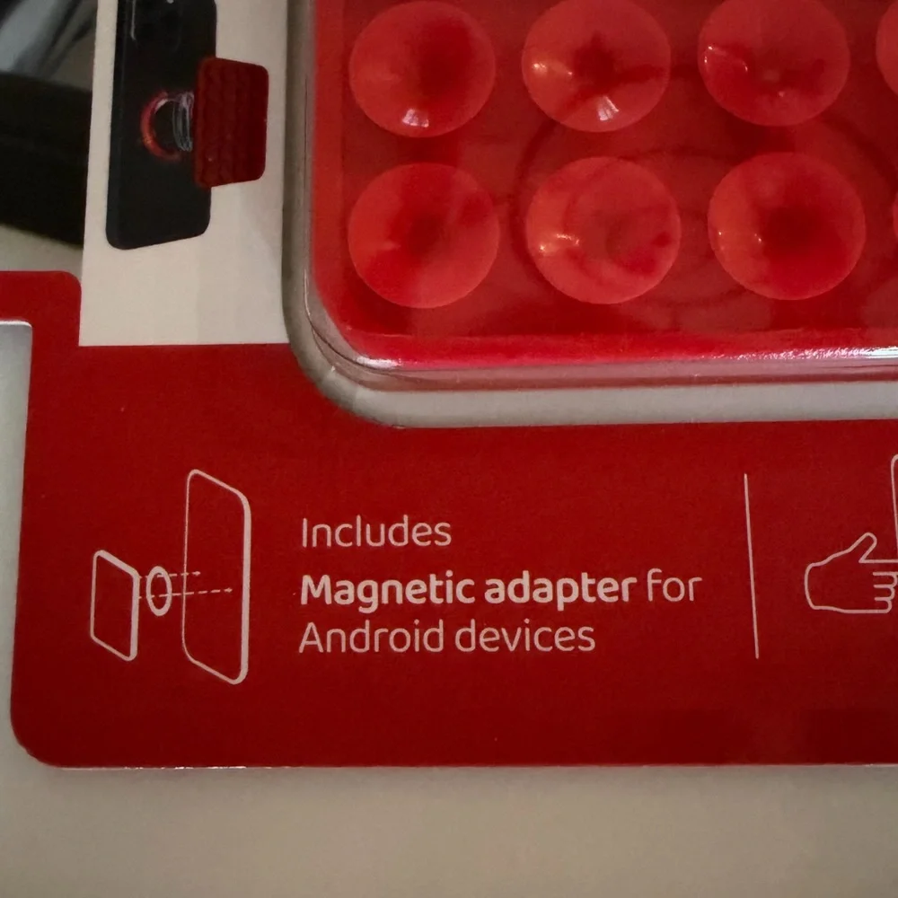 NWT Snug Suction Phone Holder